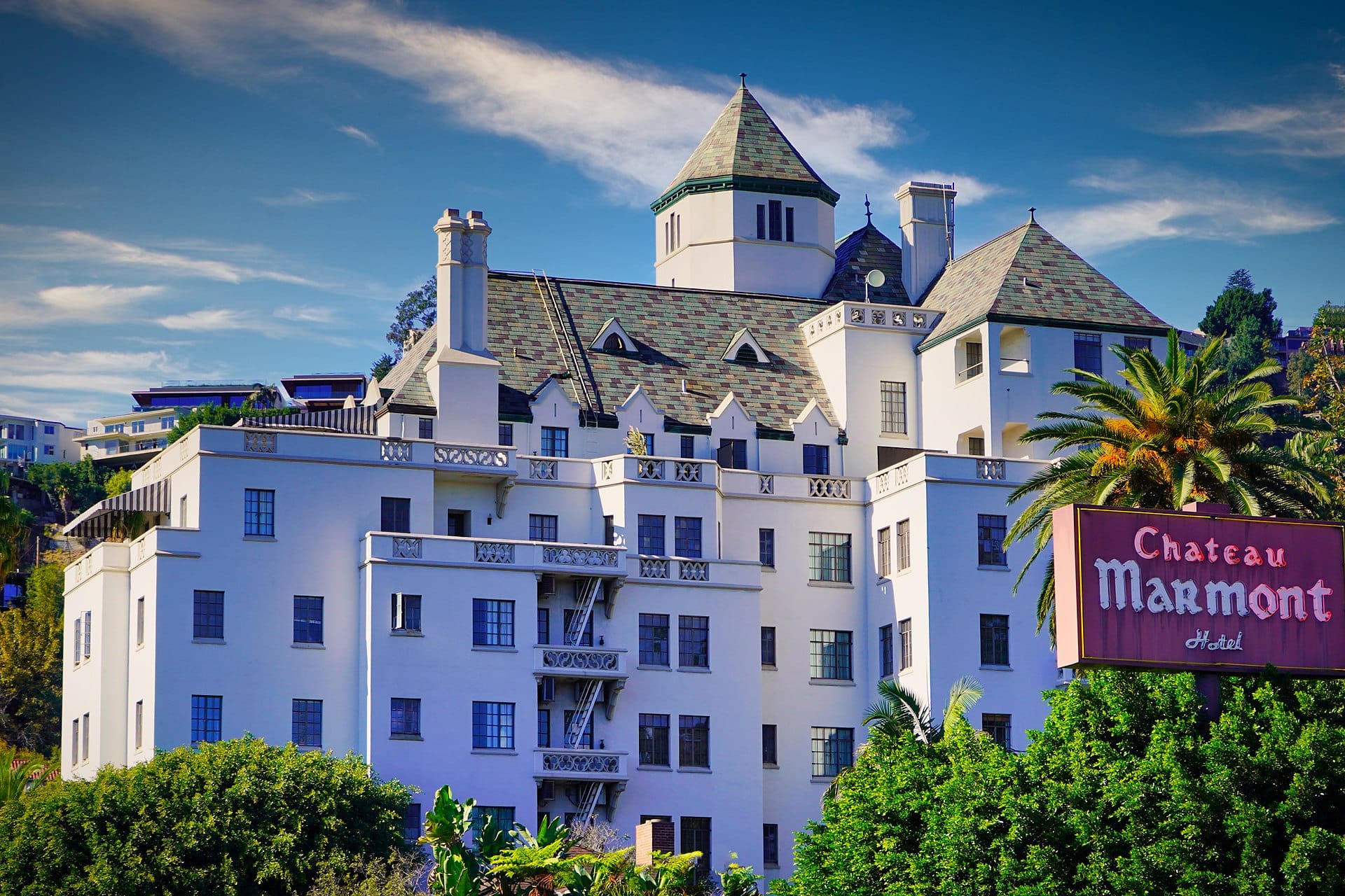 The Chateau Marmont on Sunset Boulevard - Image courtesy of Tony Mariotti https://commons.wikimedia.org/w/index.php?curid=101766270